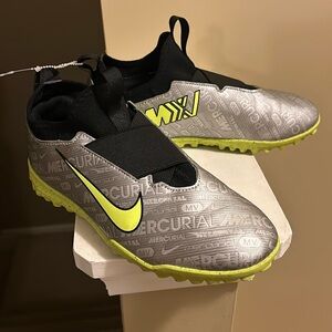 NIKE Cleats - Zoom Mercurial Vapor 15 Academy TF Low 25th Anniversary Pack